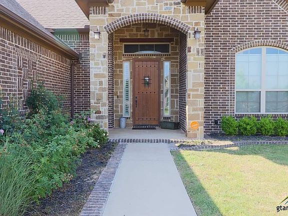 5th image of 207 Sunnys Halo Blvd