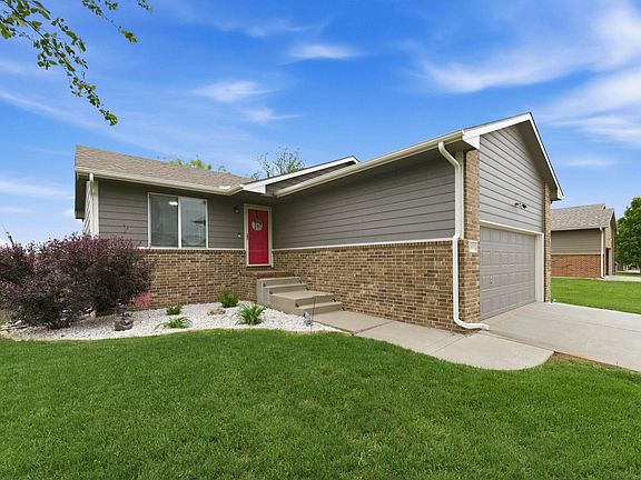 3rd image of 2653 E Spring Hill Ct