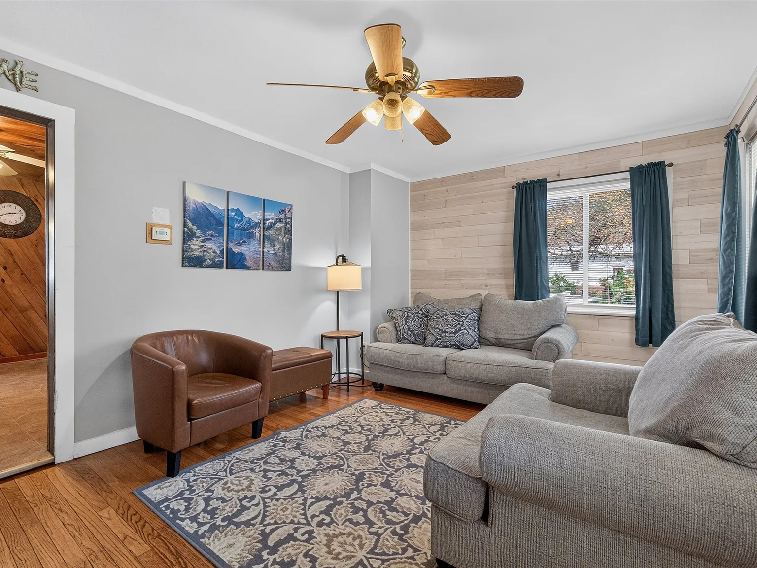 2 bed, 1.5 bath, 902 sqft, $1,850 — Photo 4