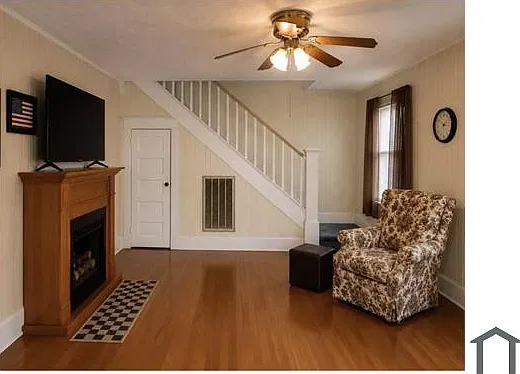 4 bed, 1440 sqft, $1,600 — Photo 2