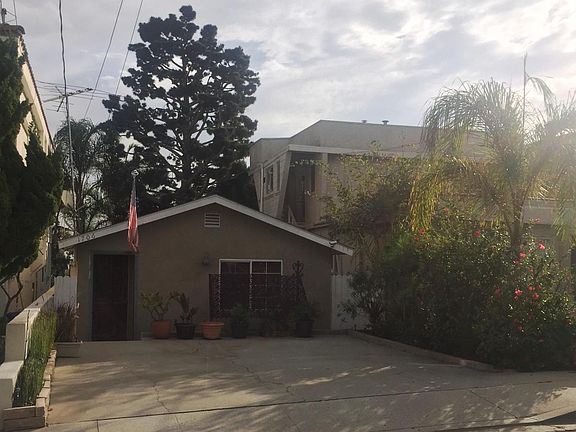 Driveway parking for 2, landscaped w/auto drip system, lands