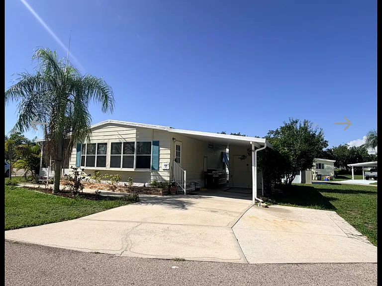 10010 Bay Hill Ct #1B — Photo 1