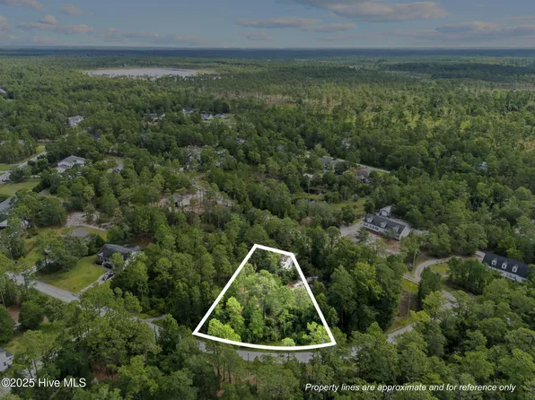 267 Foxcroft Road, Southport, NC 28461