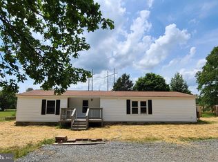 7518 Flippo Dr, Fredericksburg, VA 22408