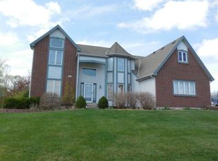 606 Cedar Ridge Dr, Raymore, MO 64083