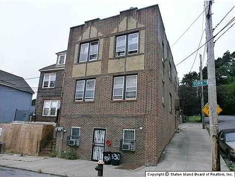 1st image of 330 York Ave
