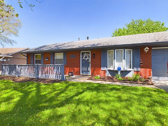 5th image of 1424 Rose Ct