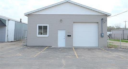1st image of 3314 W Farmington Road