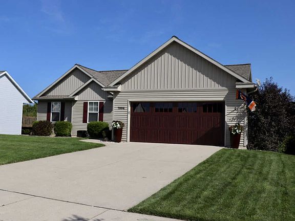 3rd image of 7004 Shady Knoll Dr SE