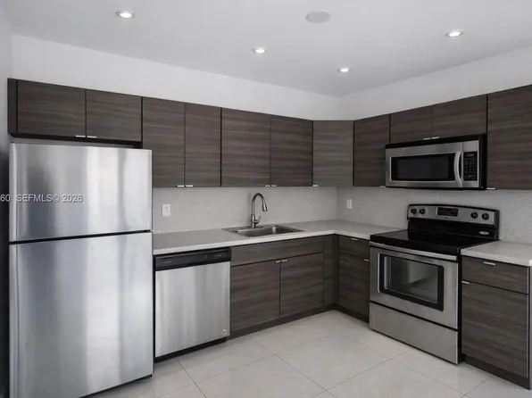 560 NE 67th St APT 1, Miami, FL 33138