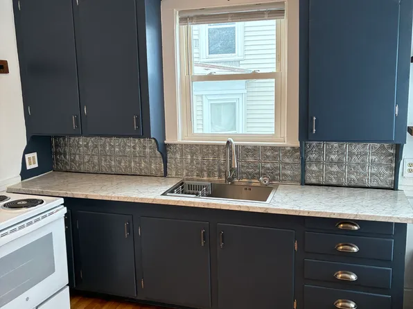 170 Pine St, Lewiston, ME