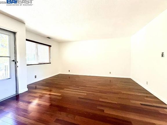 2nd image of 14001 Reed Ave