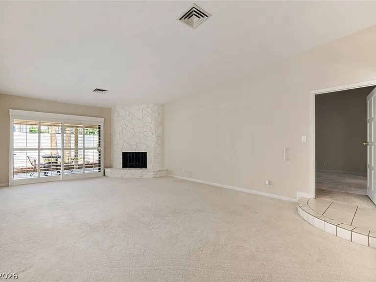 2312 Plaza Del Prado — Photo 11