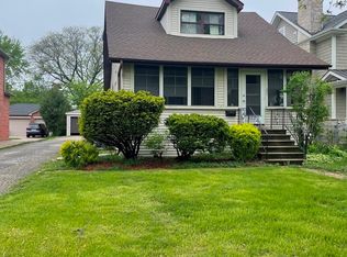 1220 Grove Ave, Park Ridge, IL 60068