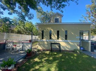 1076 Robertson St, Biloxi, MS 39530