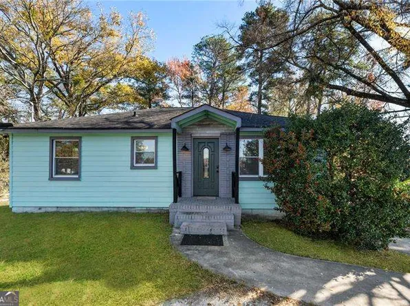 5211 Oakdale Rd SE, Smyrna, GA 30082