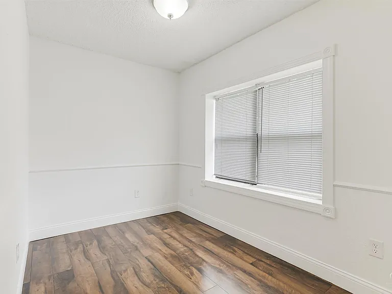 14025 Janwood Ln — Photo 8