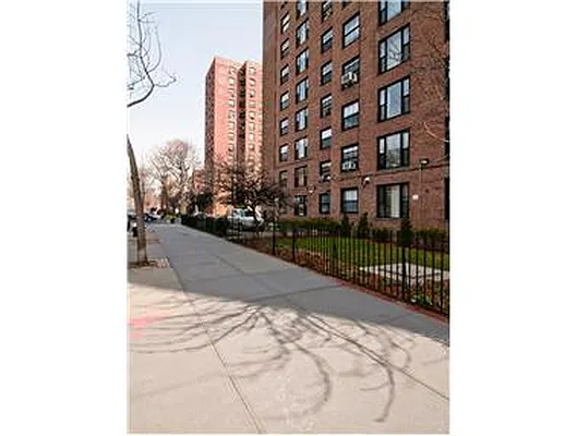 Rented by Douglas Elliman | media 7