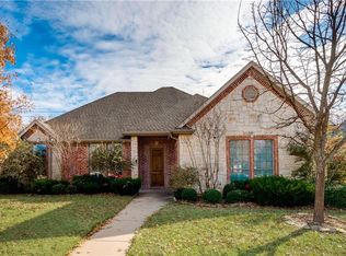 3316 Texas Trail Ct, Hurst, TX 76054