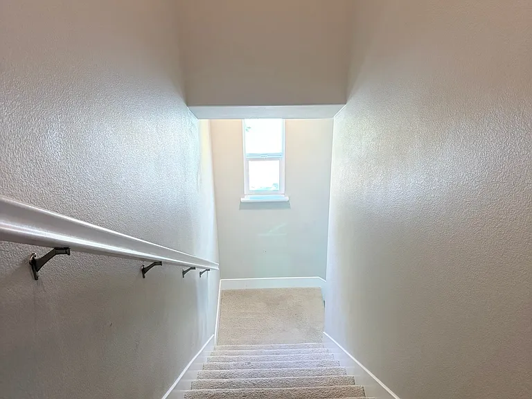 880 E Duane Ave #2 — Photo 14