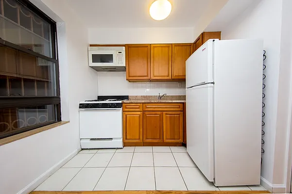 Rented by MNS | media 49