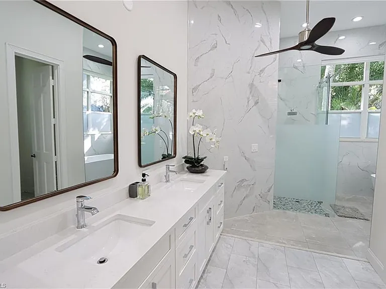 3310 Riverpark Ct — Photo 16