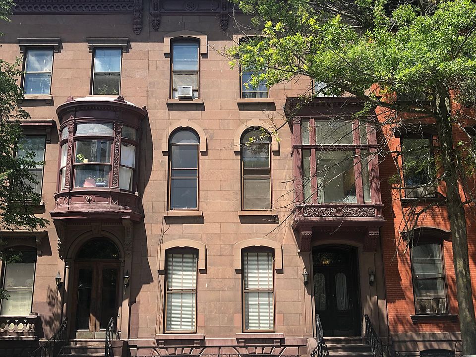 1st image of 1829 5th Ave APT 2R