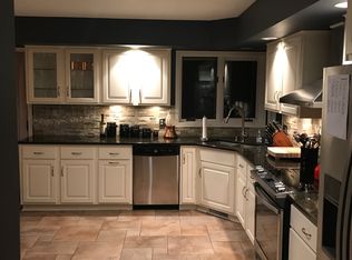 N2355 Fen Lockney Dr, La Crosse, WI 54601
