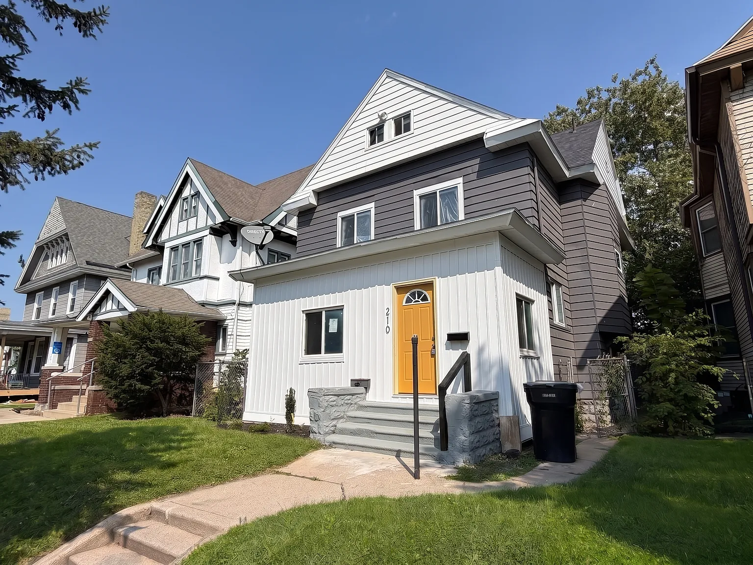 210 S Taylor St - APT 1 - 1 — Photo 3