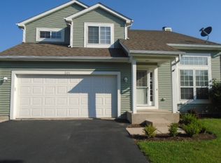 301 Harvest Gate, Lake In The Hills, IL 60156