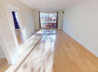 950 Massachusetts Ave APT 2B, Cambridge, MA 02139