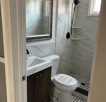 4th image of 298 Union Ave Floor 2