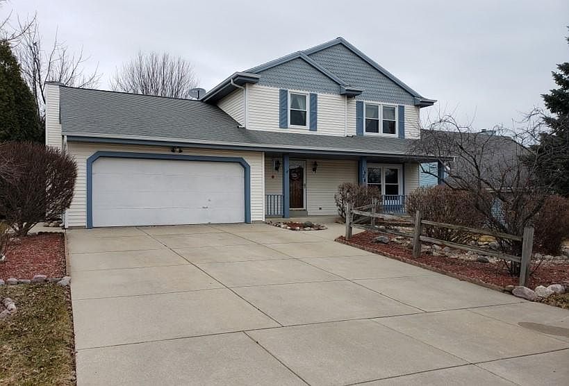 1st image of 1628 Blake Ave