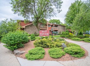 1617 Dover Dr, Waukesha, WI 53186