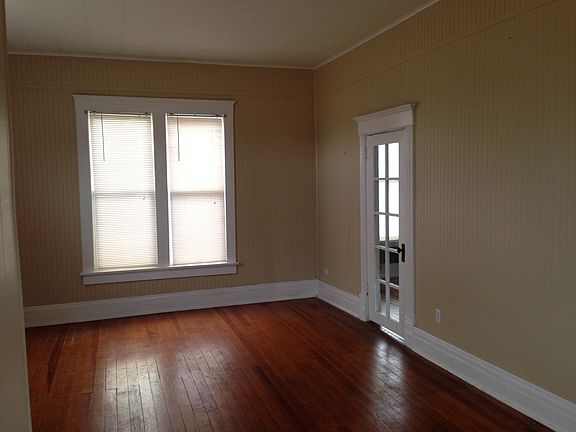 3rd image of 924 Bennett Blvd