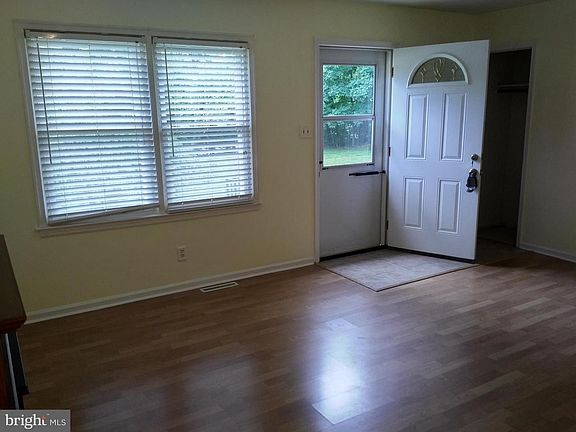 4th image of 9632 Leavells Rd