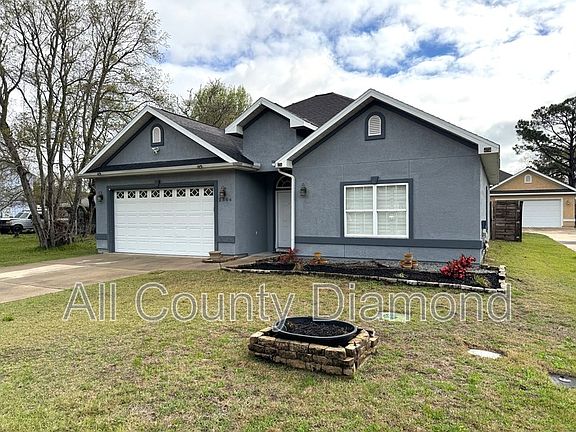 2nd image of 2506 Dorothy Ave