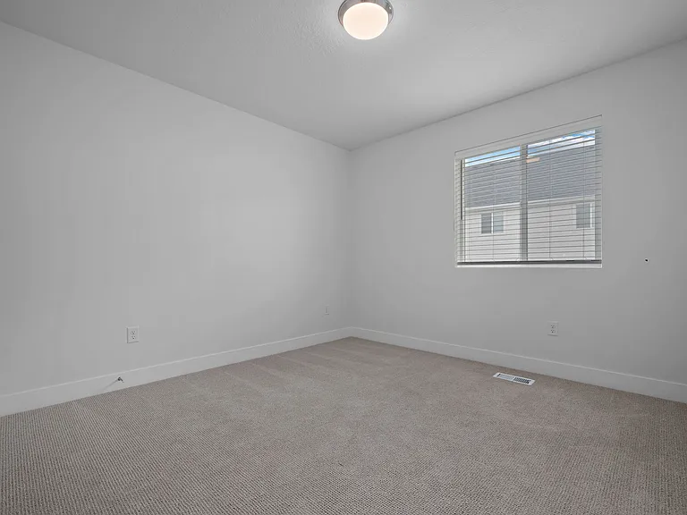 504 N 475 W #504 — Photo 22