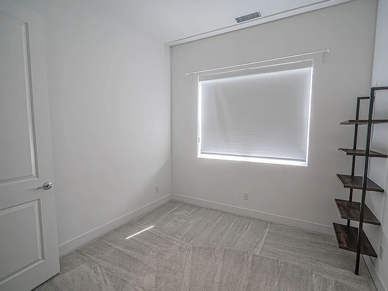 28519 Moyer Ln — Photo 5