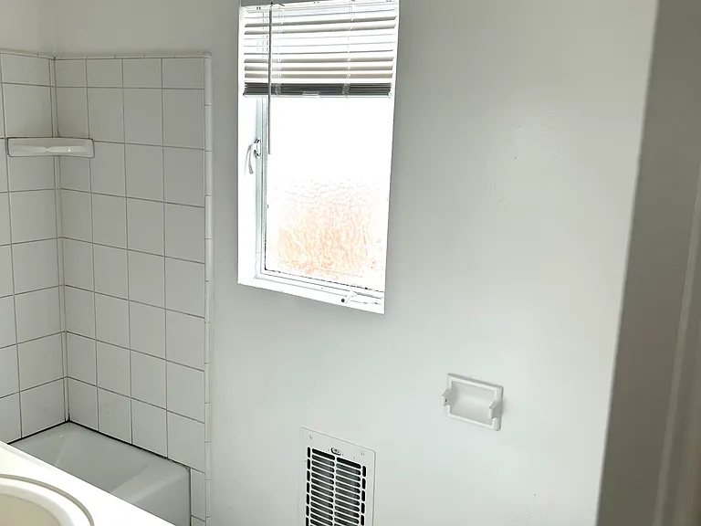 1409 Quincy St #A — Photo 12