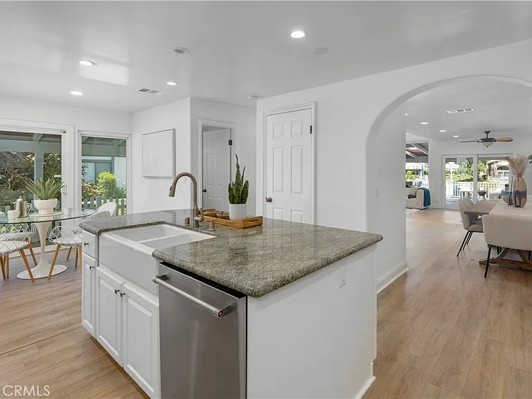 22645 Spring Lake Ln — Photo 16