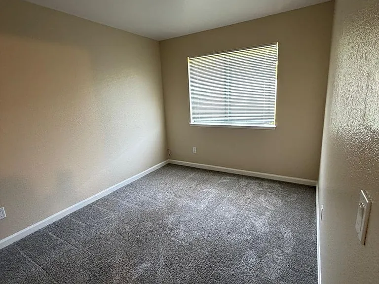 Westbrook Townhomes — Photo 16