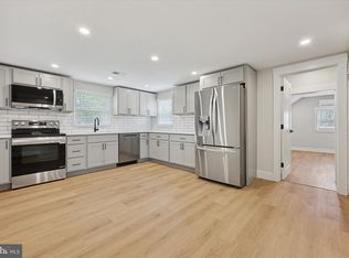 47 S New St FLOOR 2, Hatboro, PA 19040
