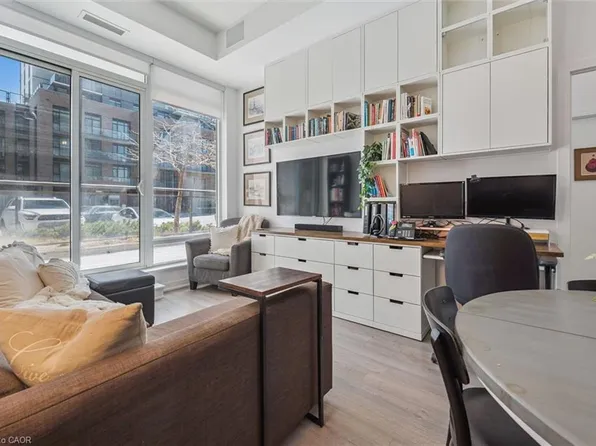 85 Duke St W #103, Kitchener, ON N2H 0B7