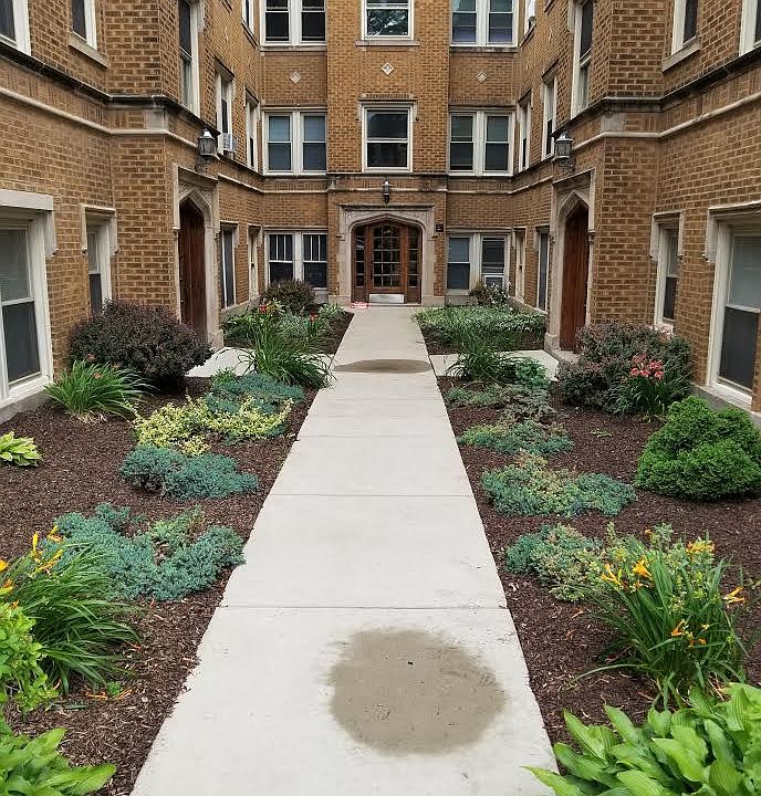 1st image of 444 Des Plaines Ave