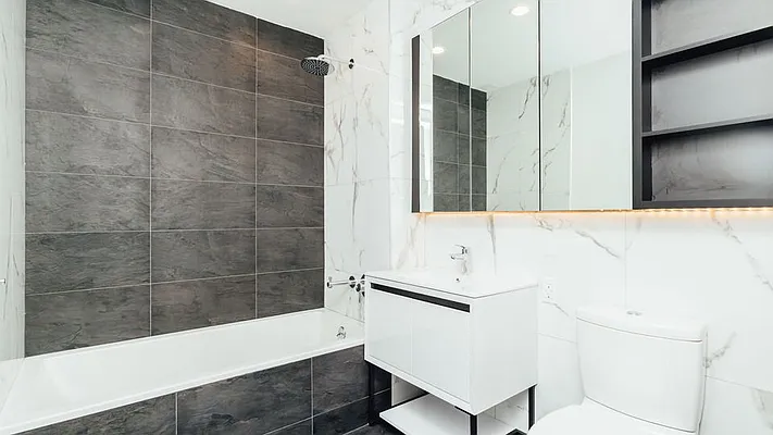 Rented by Nooklyn NYC LLC | media 21