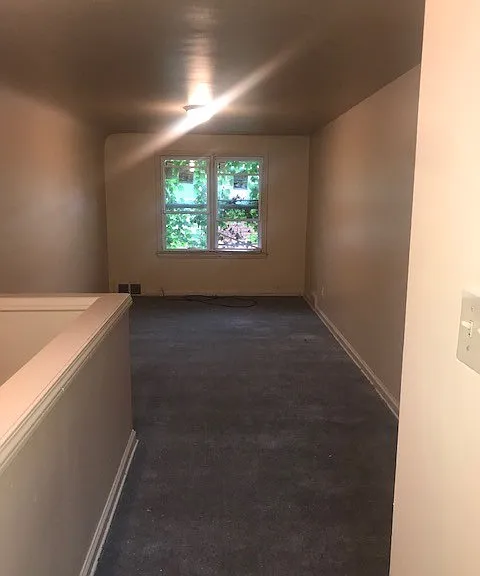 18283 Tracey St — Photo 6