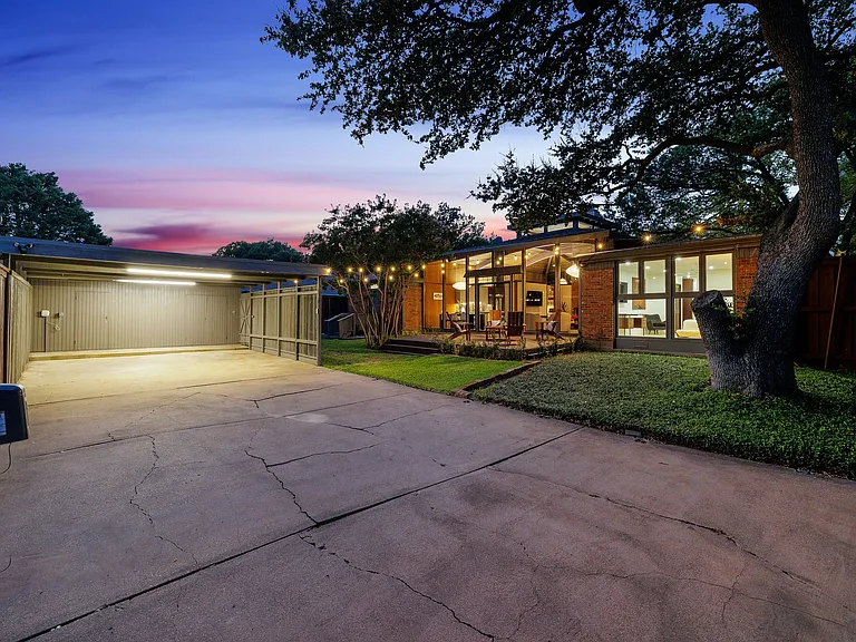 7158 Joyce Way — Photo 46