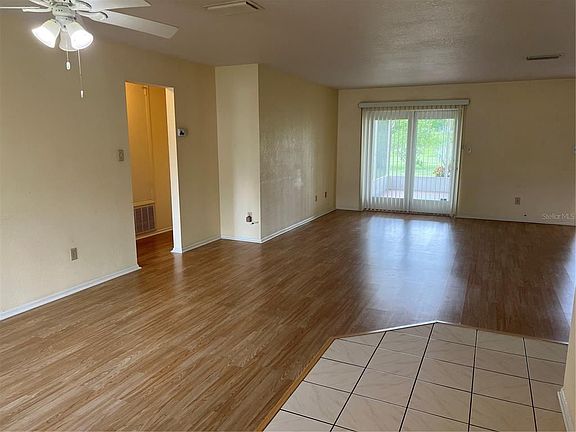 3rd image of 10713 Westbrook Dr