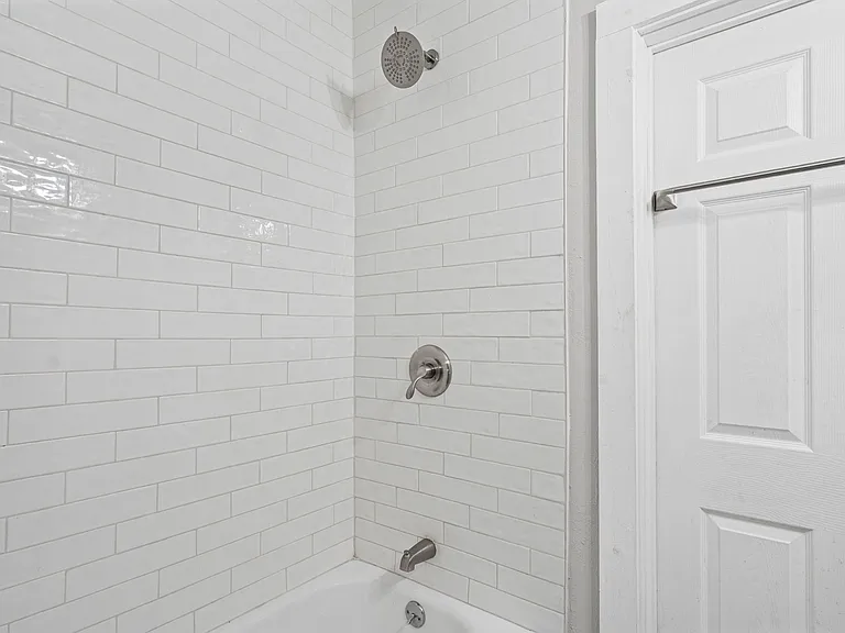8102 Highland Ave — Photo 4